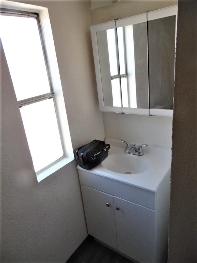 Foto del edificio - 208 Mohawk Dr