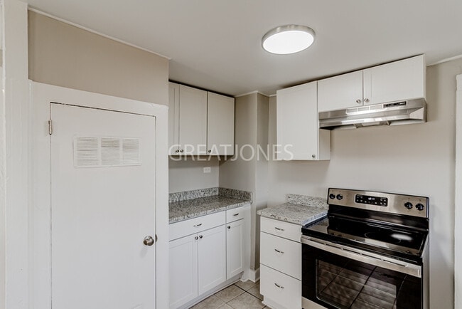 Building Photo - NOW OFFERING $250 OFF FIRST FULL MONTH IF ...
