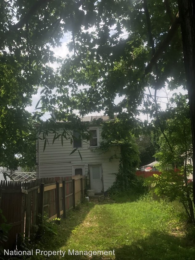 Building Photo - 3 br, 1 bath House - 316 Lida St