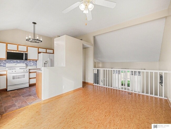 Foto del edificio - 2707 Canyon Cir