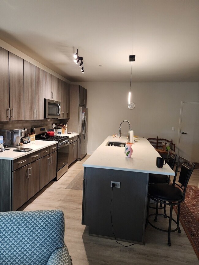 Foto del edificio - 5117 Fairview Ave