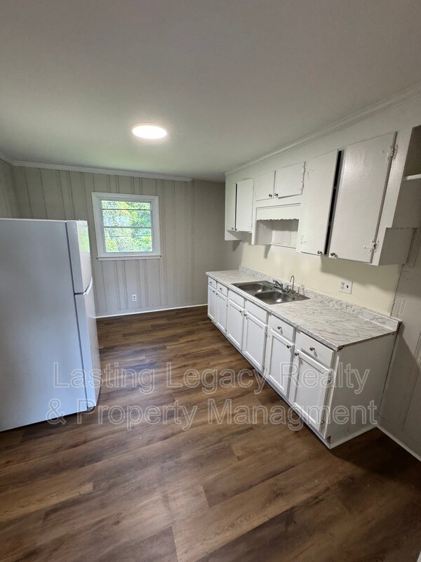 Photo - 2333 Dunbar st