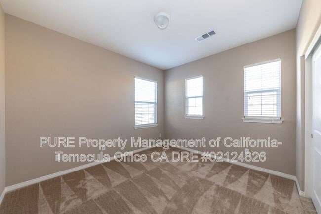 Foto del edificio - 31609 Country View Rd