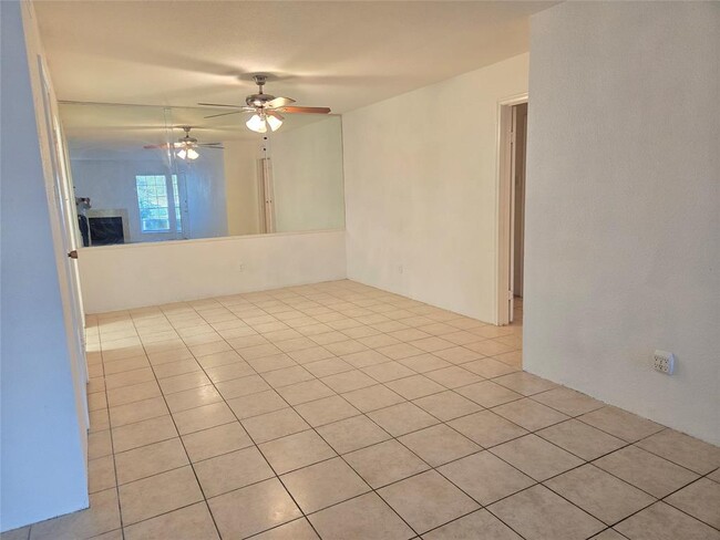 Foto del edificio - 7400 Bellerive Dr