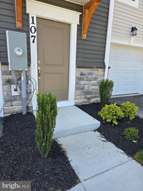 Foto principal - 107 BOONE Ct
