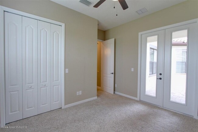 Building Photo - 8880 Napolo Dr