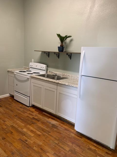 Foto principal - 111 S 1st St