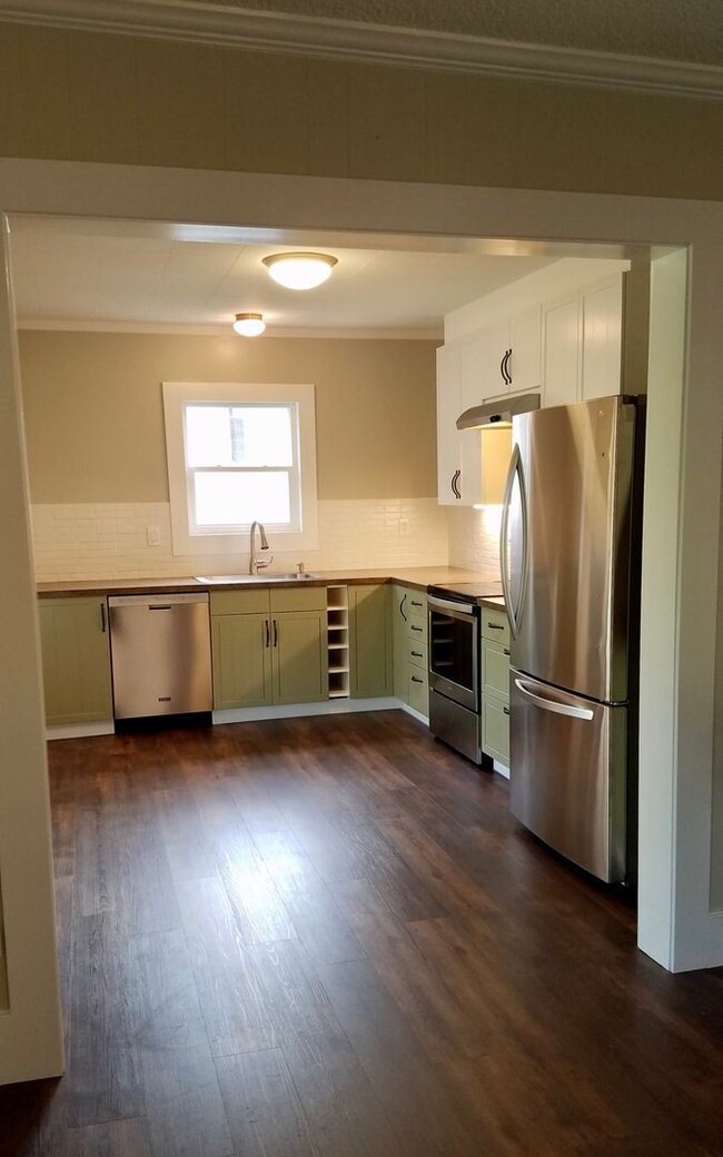 Foto del edificio - 3 br, 1 bath House - 306 W Utah