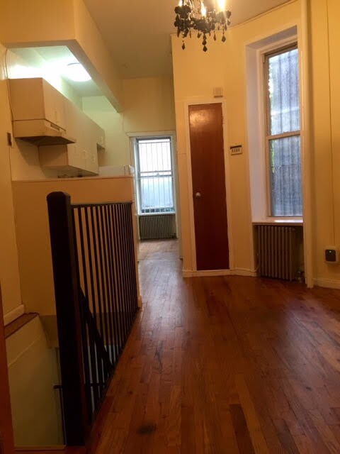 Primary Photo - 205 W 20th St