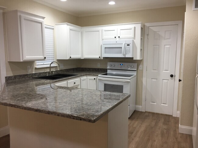 Building Photo - 310 East 3rd St.