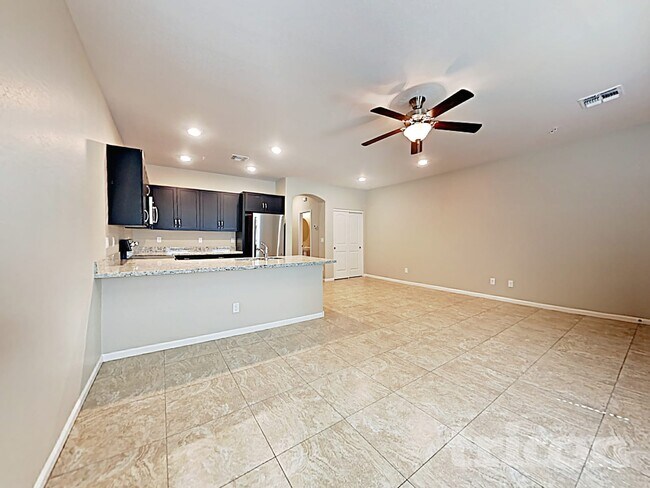 Foto del edificio - 12575 W Gentle Rain Rd