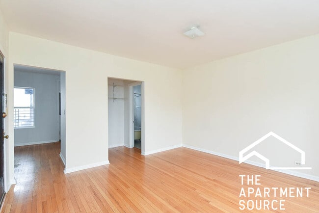 Building Photo - 2661 N Spaulding Ave