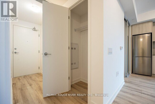 Building Photo - 7439 Kingston Rd