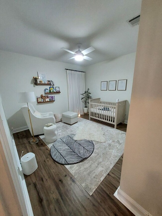 Foto del edificio - 7132 Myrtle Bluff Dr