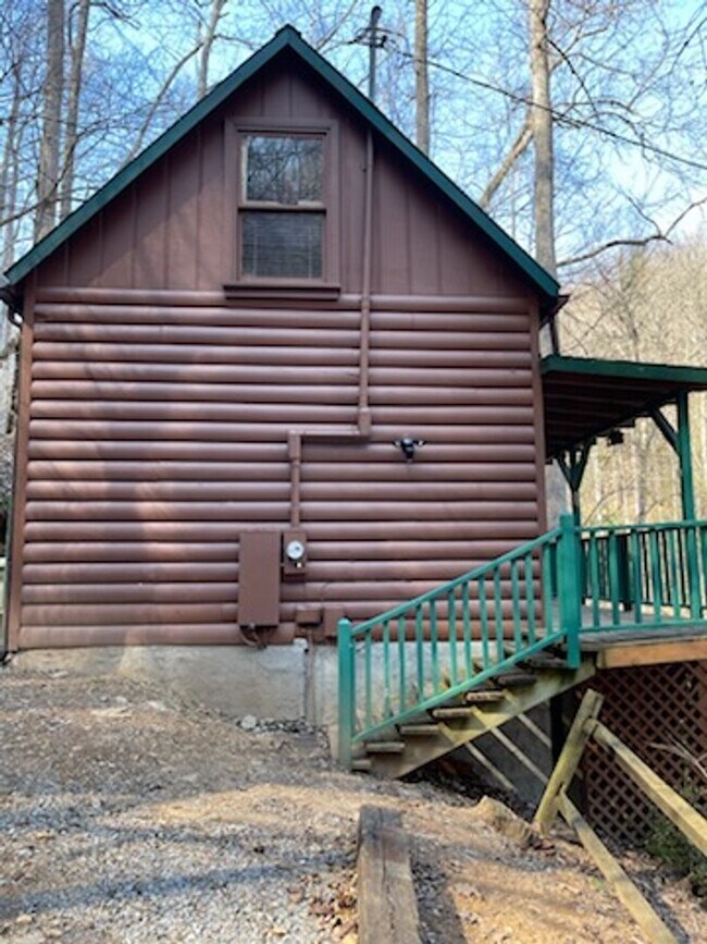 Foto del edificio - Seclusion!! But close to several surrounding counties!!