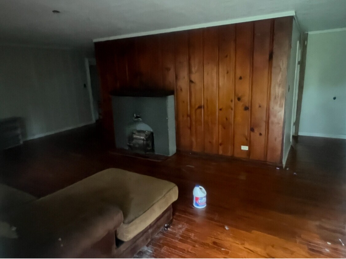 Foto principal - 835 Elm Dr