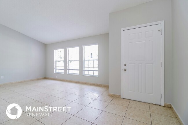 Foto del edificio - 14912 Day Lily Ct