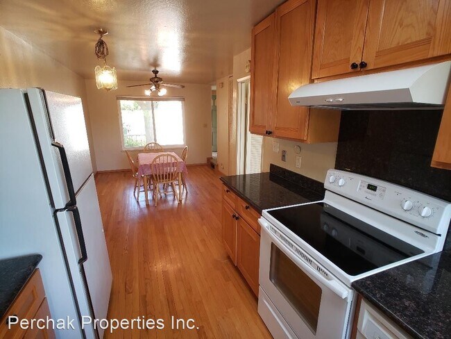 Building Photo - 3 br, 2.5 bath House - 141 Sand Wedge Place