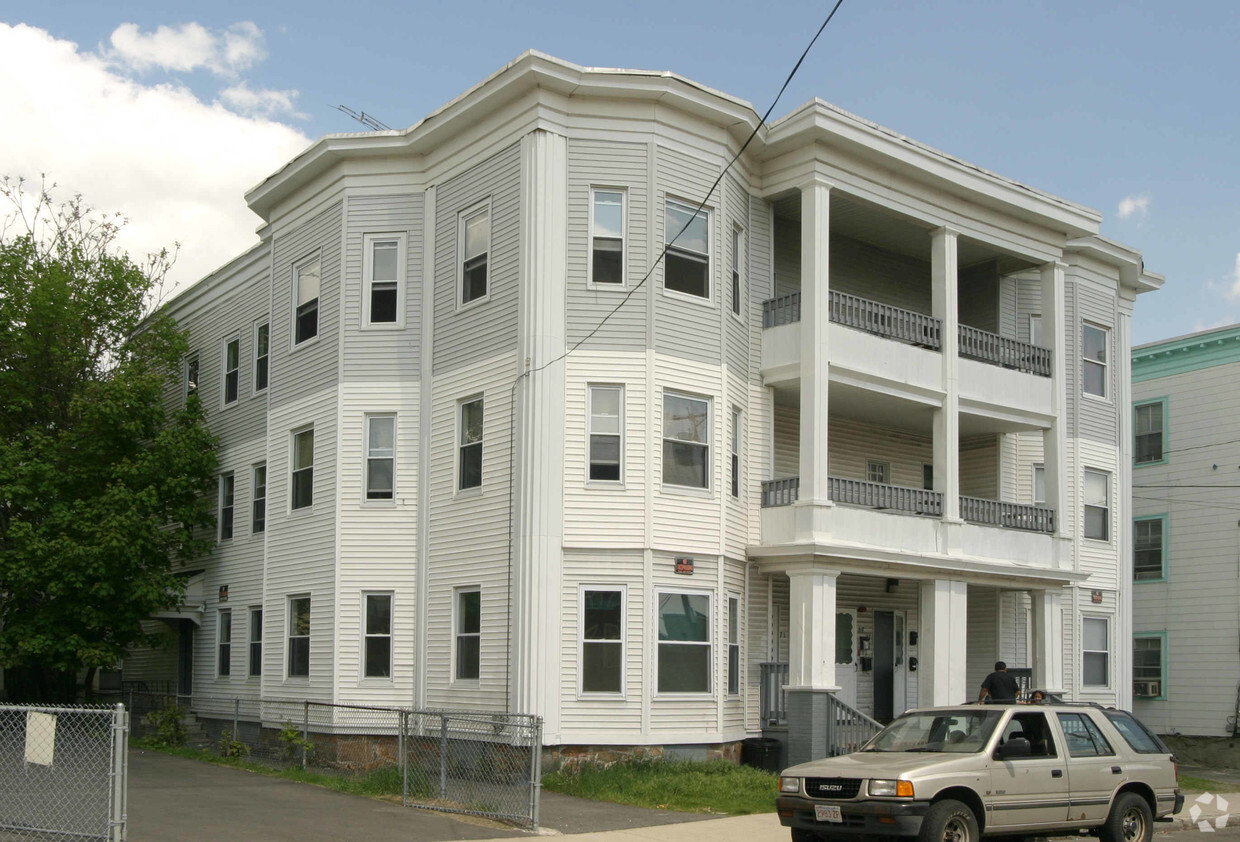 Building Photo - 65-71 Berkeley St