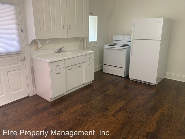 Building Photo - 1 br, 1 bath House - 1127 W Poplar St. Uni...