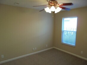 Building Photo - 2813 Paddle Wheel Dr