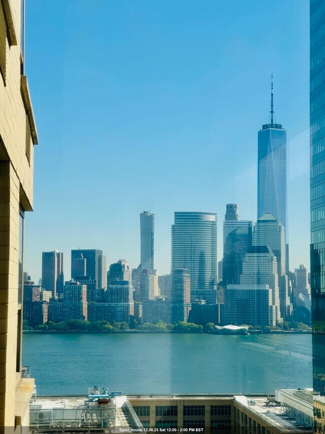 Building Photo - 88 Morgan St