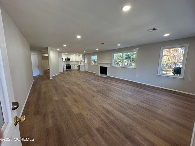 Foto del edificio - 4B Winthrop Pl