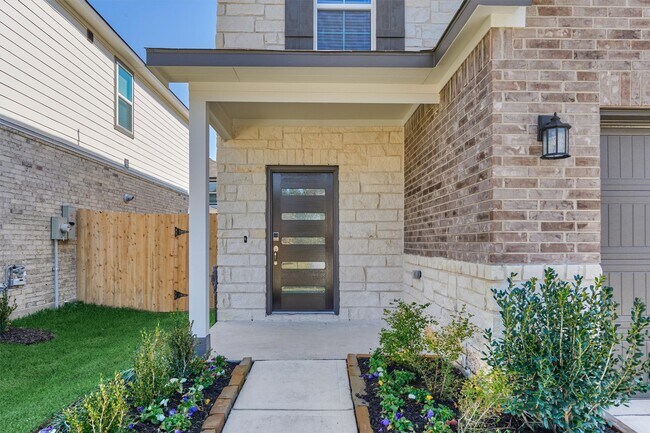 Building Photo - 294 Brazen Forest Trl