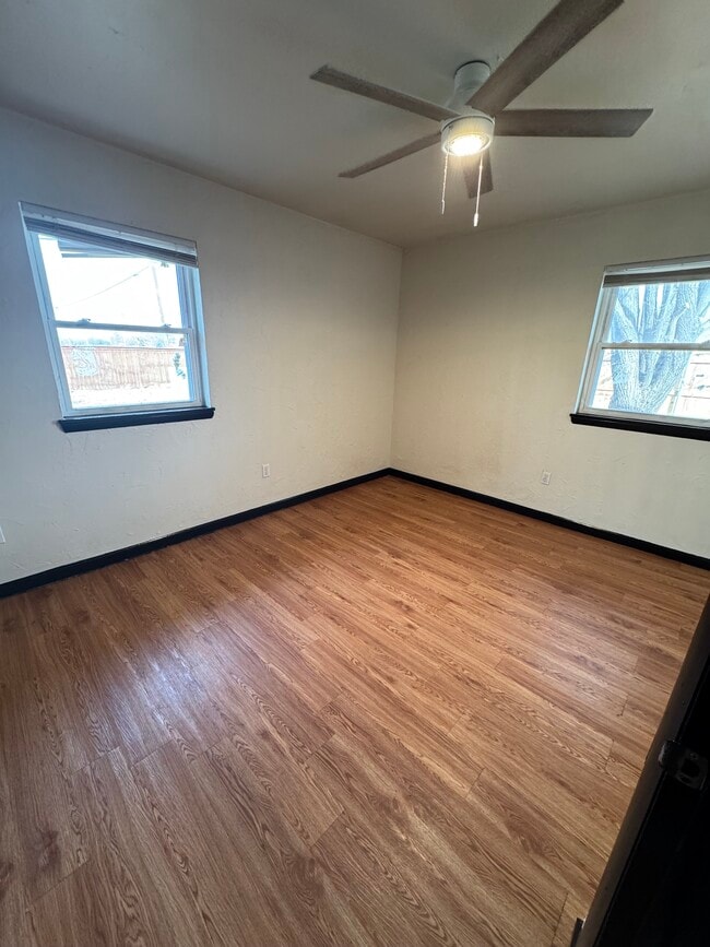 Building Photo - 145 Ann Arbor