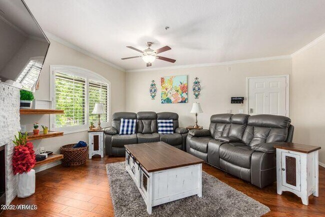 Foto del edificio - 15095 N Thompson Peak Pkwy