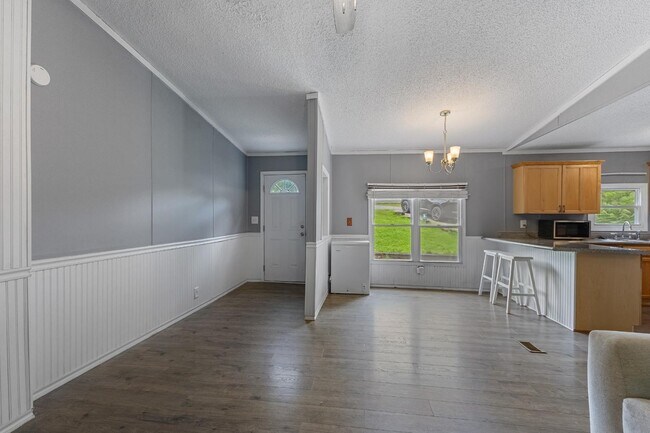 Foto del edificio - 1022 Dogwood Ln