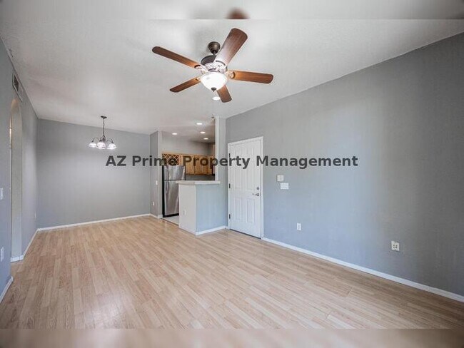 Photo - 2929 W YORKSHIRE DRIVE # 1110, PHOENIX AZ Apartment