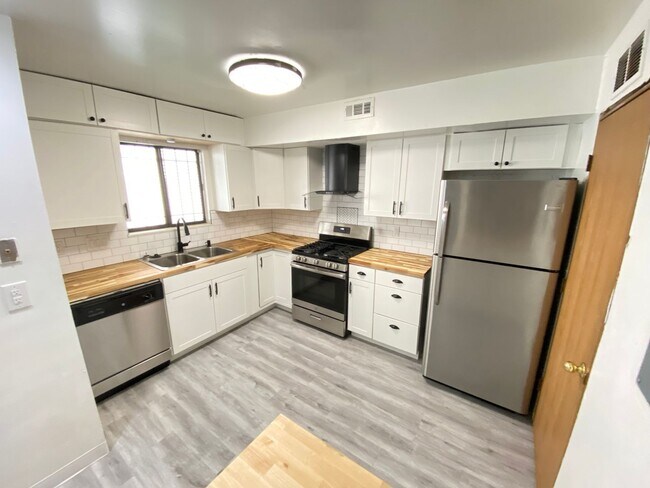 Foto del edificio - OSU Gateway 3 bedroom 1 1/2 bath 3 level t...