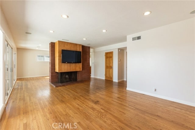 Building Photo - 828 Stevely Ave