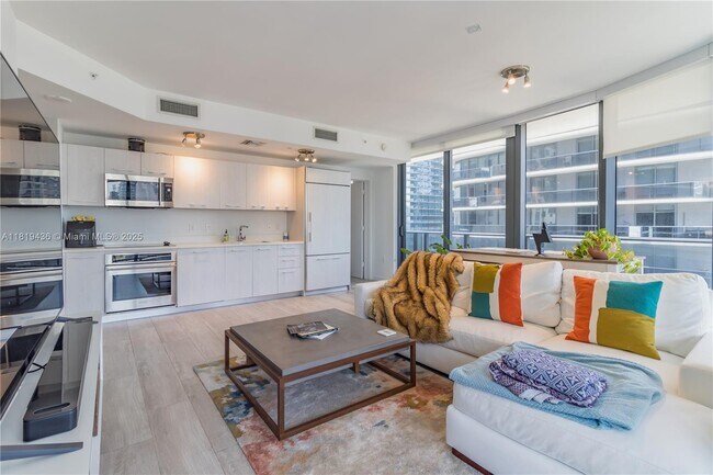 Foto del edificio - 55 SW 9th St