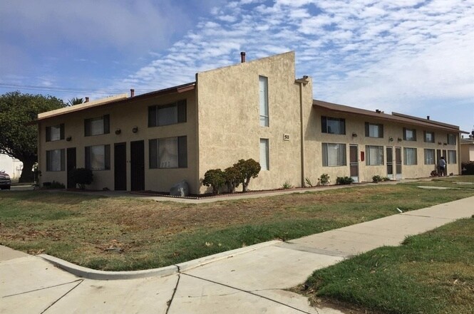 Primary Photo - 511 W Cook St