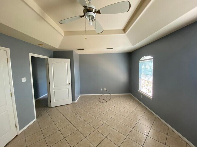 Building Photo - 1424 Nassau St