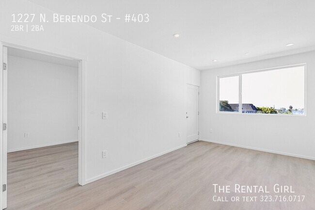 Building Photo - 1227 N Berendo St