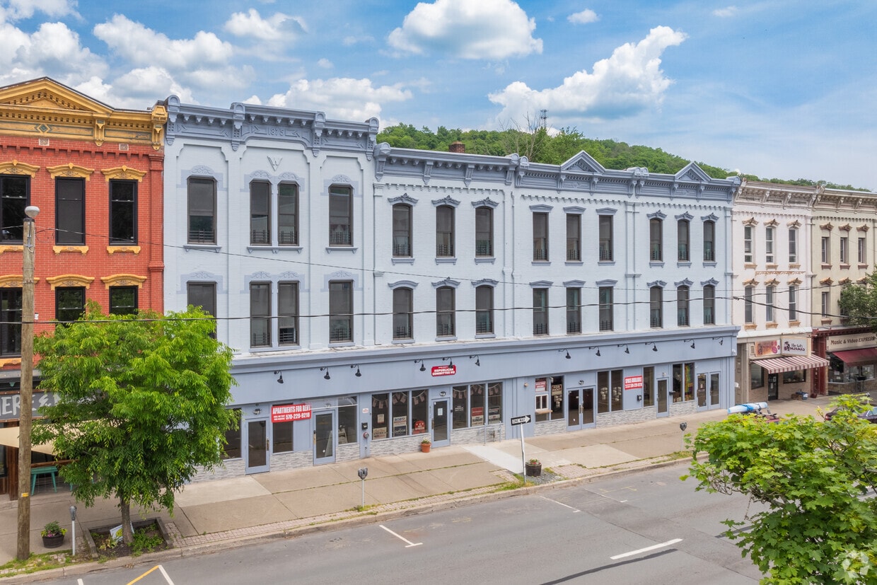 Marketplace Apartments Apartments in Honesdale, PA