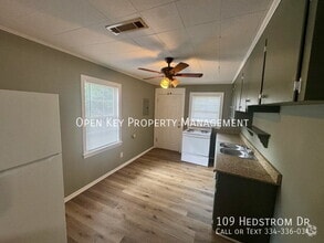 Building Photo - 109 Hedstrom Dr