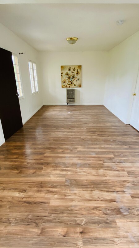 Foto del edificio - 3636 W 64th St