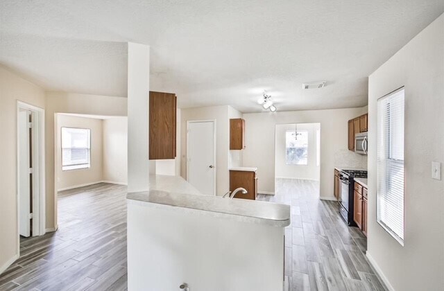 Foto del edificio - 14820 Welbeck Dr