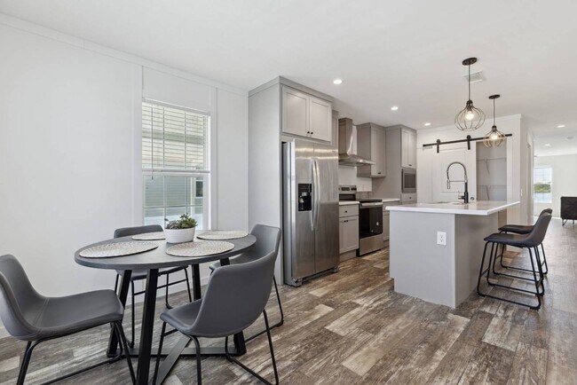 Foto del edificio - 145 Corbans Wy