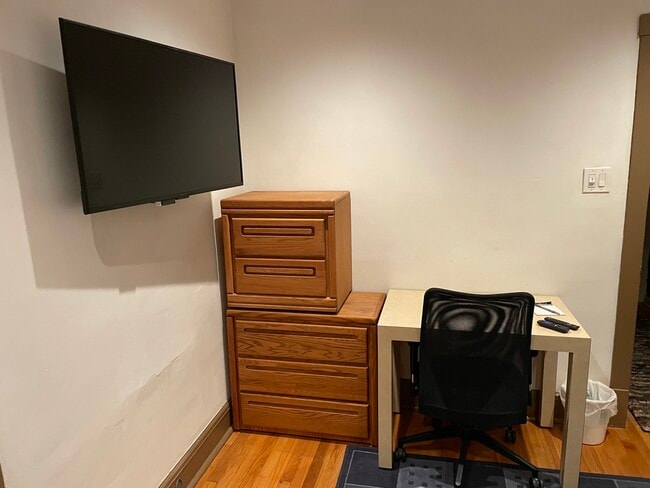 Dresser TV Desk & Chair - 2407 Grove Ave
