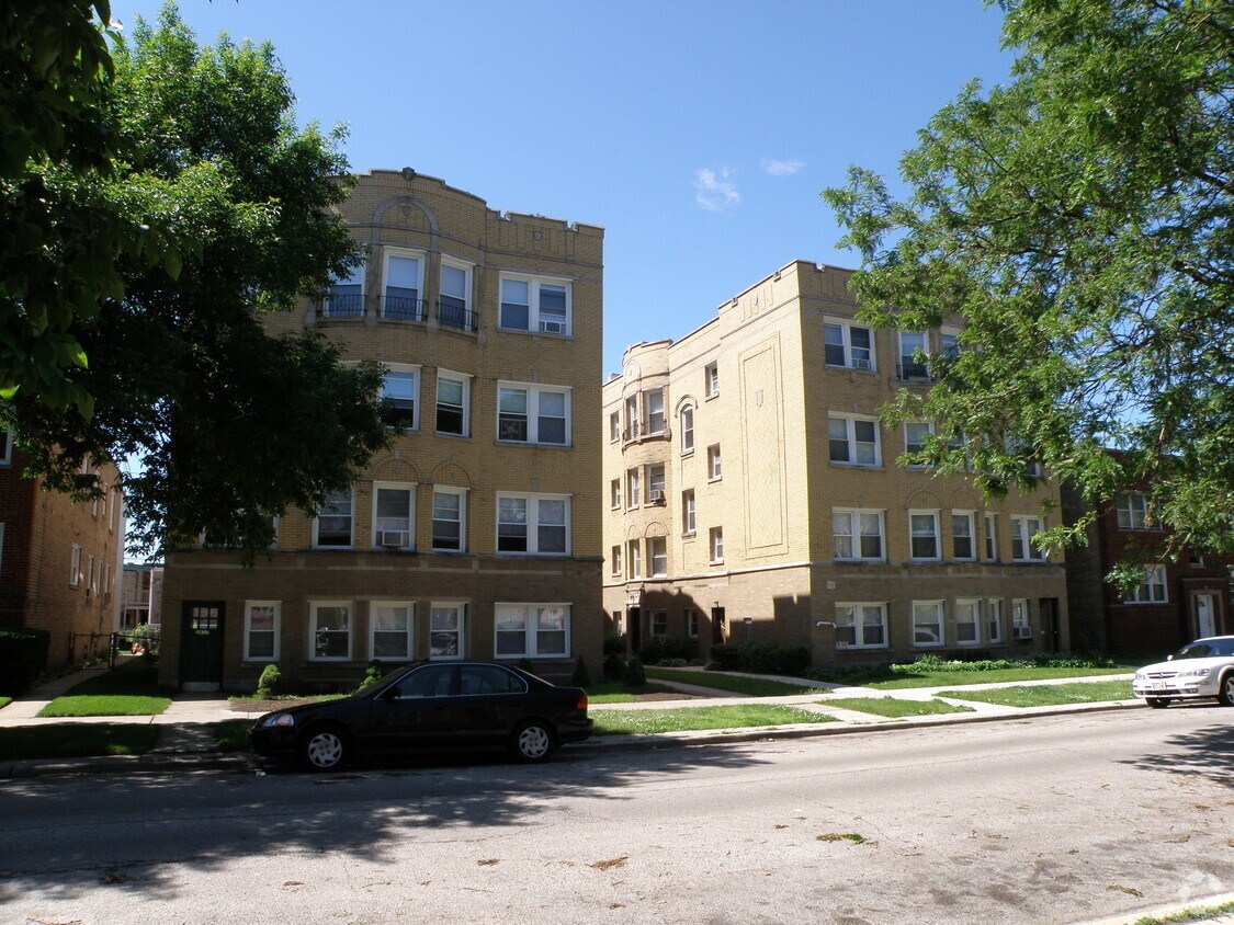 Building Photo - 2623-2625 W Farragut Ave