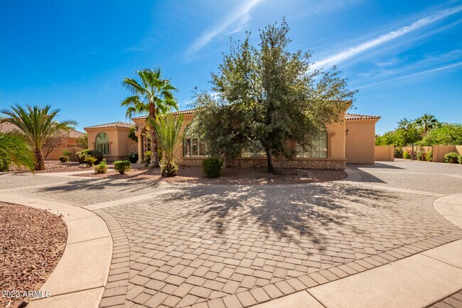 Foto del edificio - 2069 E Tiffany Ct