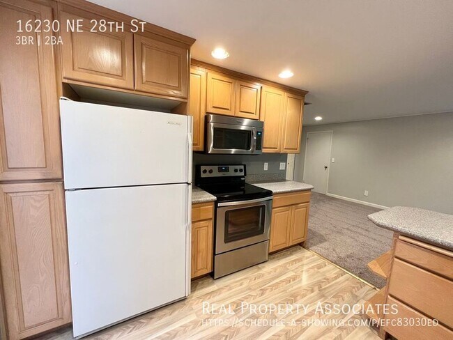 Foto del edificio - 16230 NE 28th St