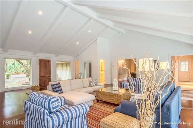 Foto del edificio - 1 Swing About