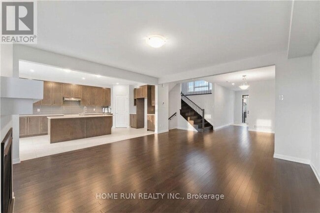 Building Photo - 106 Lynn Coulter St