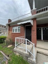 Building Photo - 571 S 3rd St